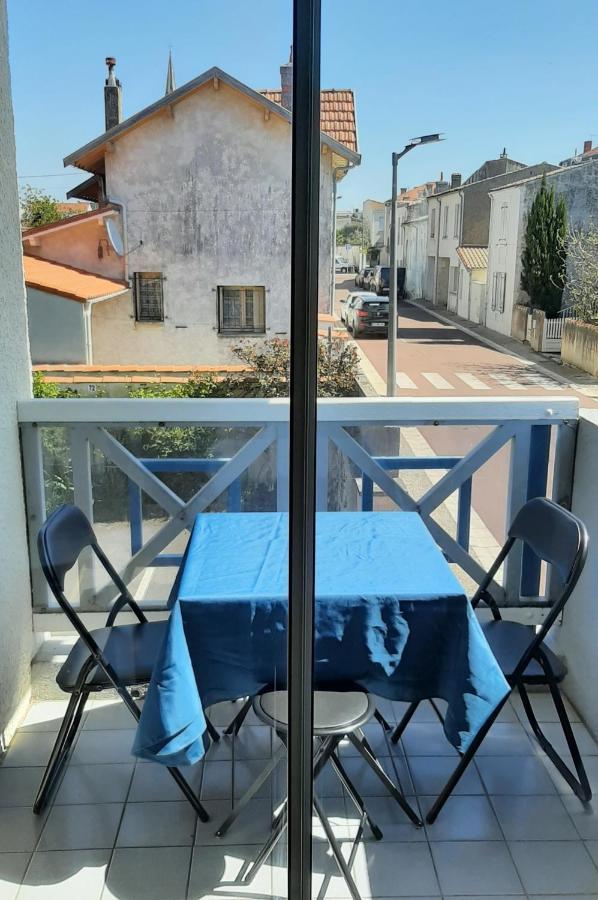 Le Petit Bleu De Didonne 28M2 150 M De La Plage Avec Balcon Saint-Georges-de-Didonne Esterno foto